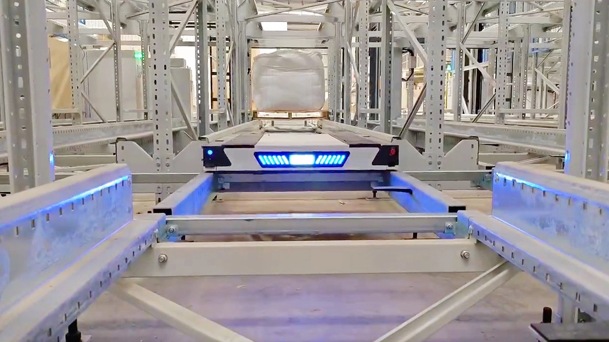 Automated warehouse for packaging industry